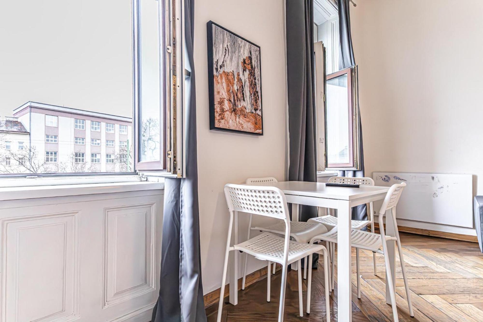 Gorgeous 1Br Apt Near Akh Hospital Bécs Kültér fotó